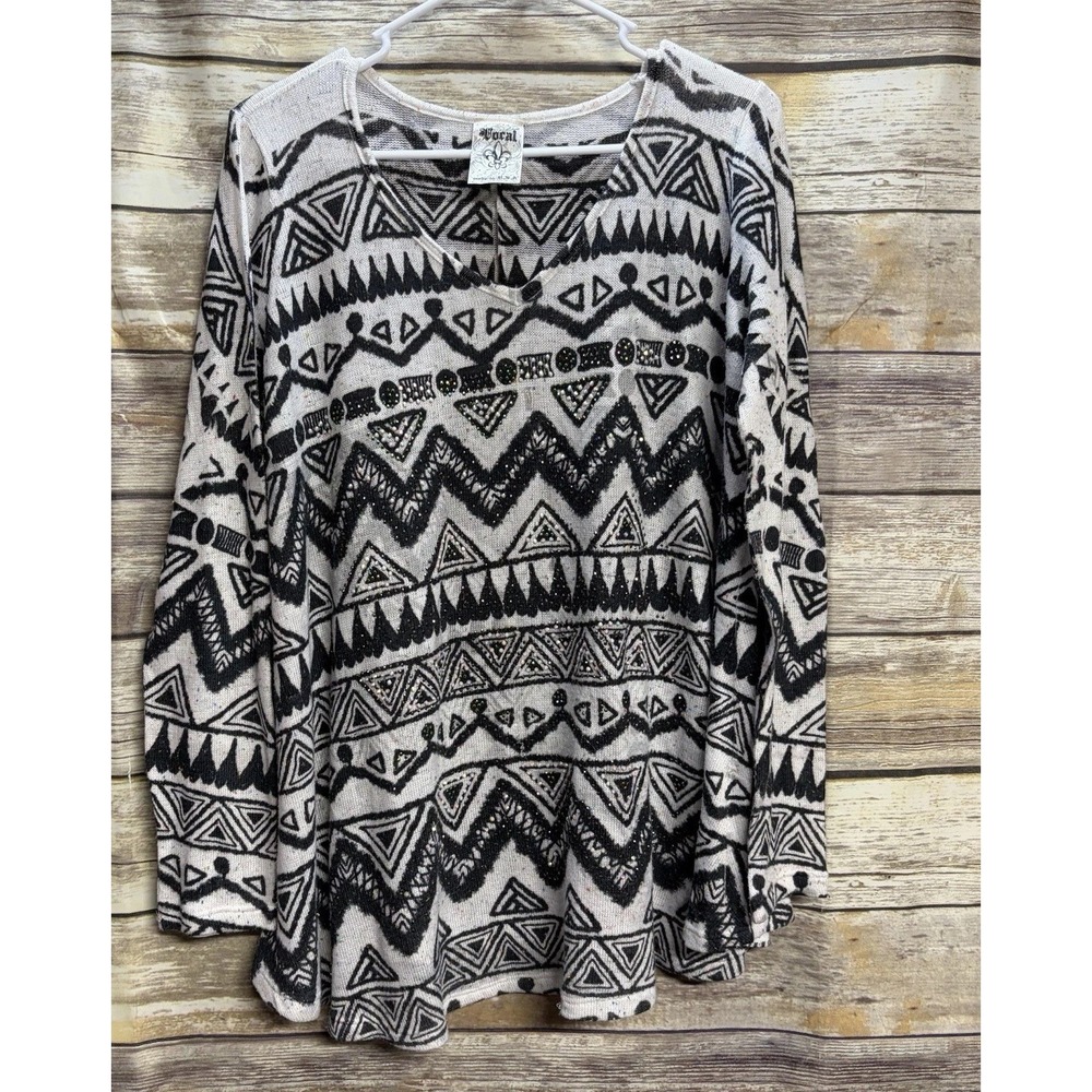 VOCAL Shirt Top Women's Medium White Black Southwest Shirt Studded Aztec‎